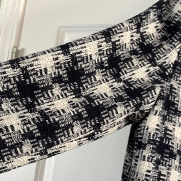 Navy and White Patterned Coat NWT - Picture 4 of 10